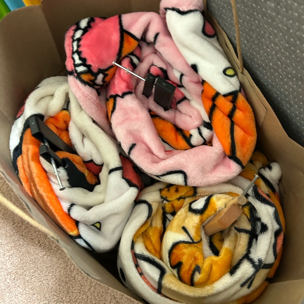 3 brand new hello kitty blankets